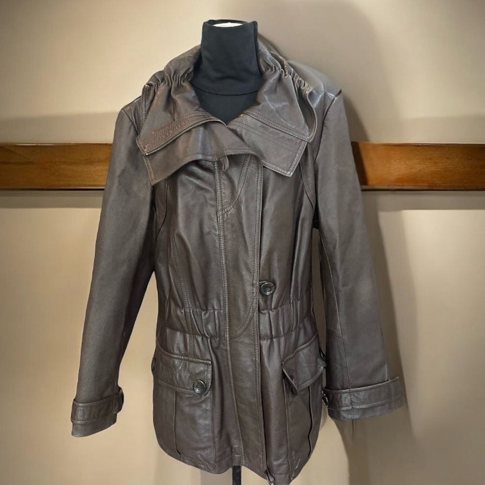Danier Genuine Leather Long Jacket Brown Style 50631 High Collar Cinched Waist